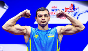 Украинский боксер Захареев одолел россиянина Мусаева и завоевал золото чемпионата мира