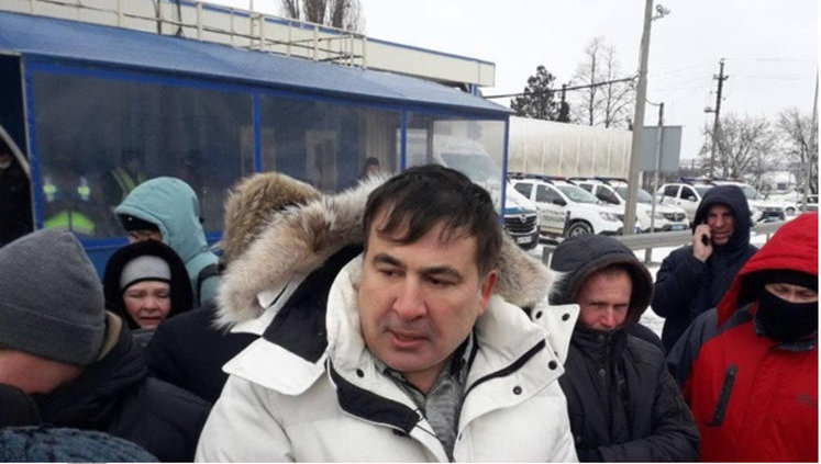 "Это - не реформы, это - сохранение схем!": Моряки перекрыли трассу Одесса-Киев и требуют отставки Криклия. ВИДЕО