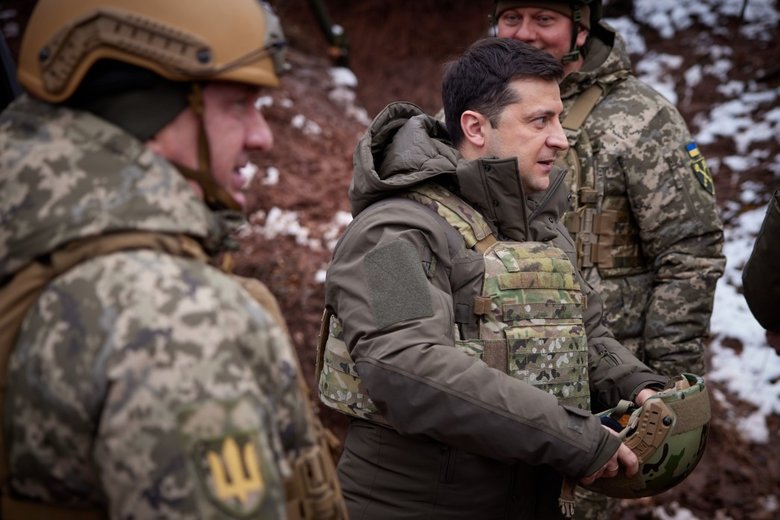 Zelenskyi visits front line in eastern Ukraine 12