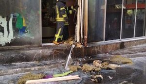 Пожежа в магазині "Рошен" у столиці: приміщення зайнялося зовні
