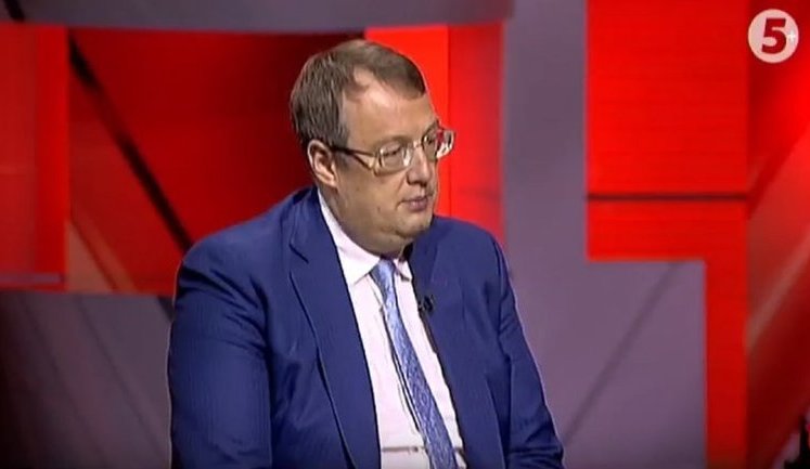 No pressure exerted on Rossoshanskyi, confessions made voluntarily, MP Herashchenko says