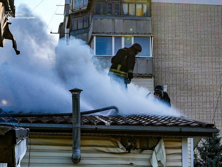 Наслідки обстрілу Херсона 13 серпня