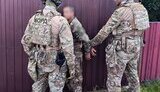 На Житомирщині п’яний чоловік з гранатою погрожував поліції