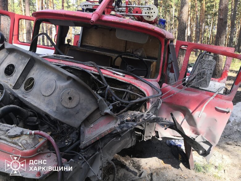 На Харківщині автомобіль ДСНС підірвався на вибухівці, поранено двох рятувальників