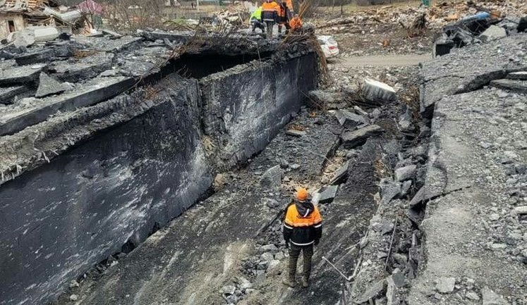 У Києві продовжується будівництво метро на Виноградар. Раніше в компанії-підрядниці заявили про зупинку фінансування