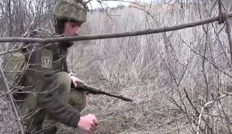 "Двоє наших загинуло. Ми помстимося і вийдемо на кордон зі раша федерейшн. У бойовиків 5 "двохсотих" і 10 - "трьохсотих", - морпіхи про бій біля Водяного. ВIДЕО