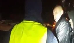 в чувак кожанке