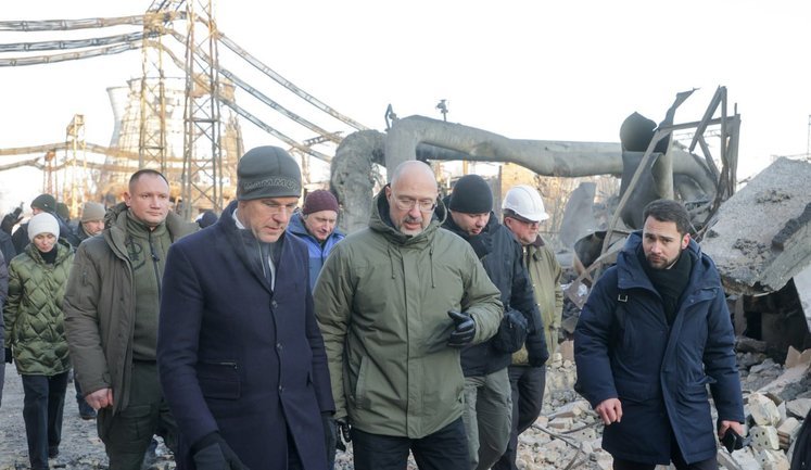 Шмигаль показав Рютте наслідки російської атаки на одну з київських ТЕЦ. ВІДЕО+ФОТОрепортаж
