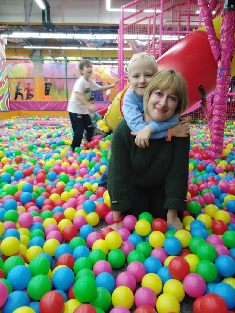 У меня умерло две собаки, бабушка Галя и любимый город Мариуполь, – дневник войны 9-летнего школьника потряс весь мир 04 У меня умерло две собаки, бабушка Галя и любимый город Мариуполь, – дневник войны 9-летнего школьника потряс весь мир 04