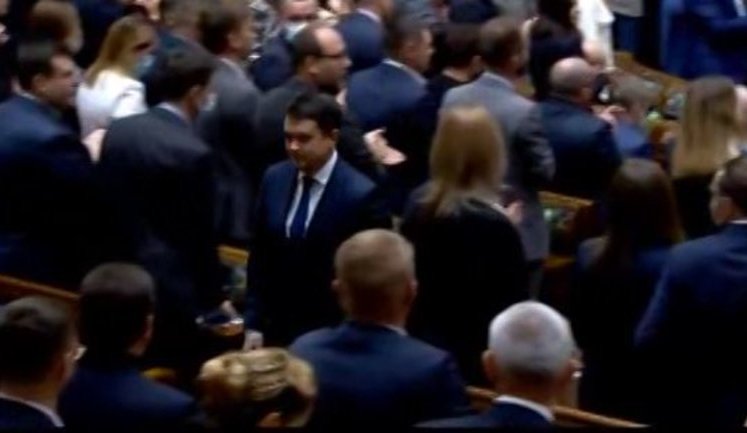 Rada dismisses Razumkov from chairman's post. VIDEO