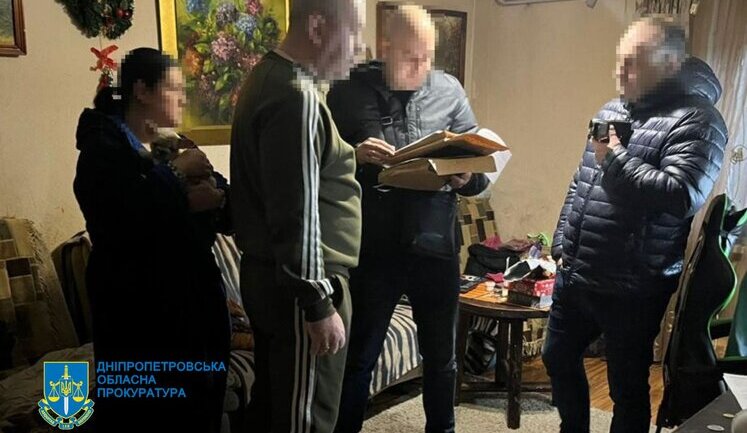 Силою захопили аптеку й обікрали її на понад 2 млн грн: у Дніпрі групі осіб повідомлено про підозру. ВІДЕО+ФОТОрепортаж
