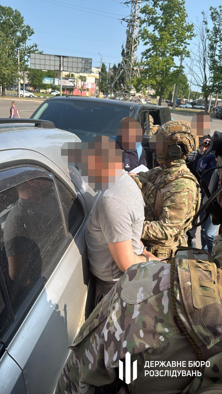 Вимагали з бійця хабар