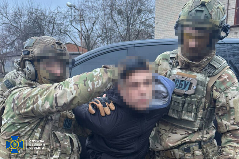 Продаж трофейної зброї