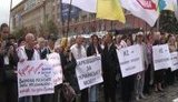 В Харькове проходят митинги за и против языкового закона: "Харьковщина – за украинский язык", "Нет – сепаратизму!". + ВИДЕО
