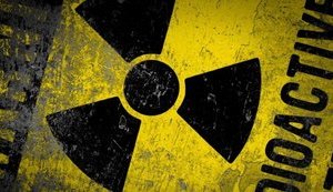 Російські снаряди влучили у сховище радіоактивних відходів у Києві