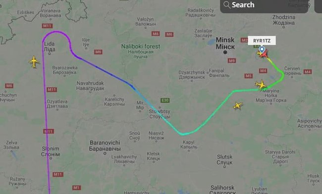 У Мінську екстрено посадили літак Ryanair. Силовики Лукашенка затримали засновника NEXTA Протасевича. Йому може загрожувати страта 01