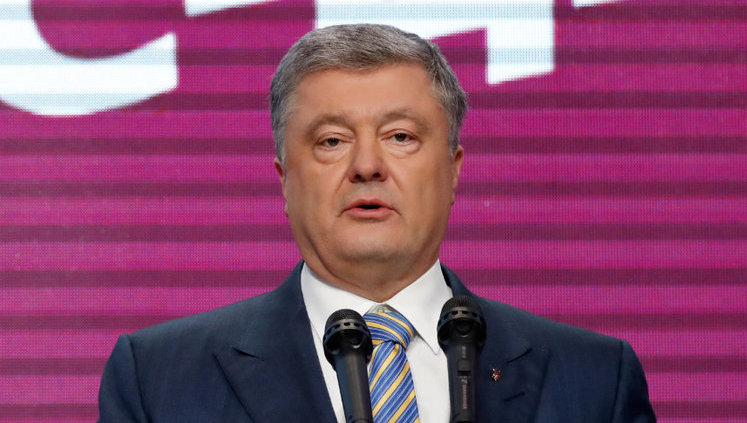 Мог ли Порошенко не проиграть кандидату от своего антирейтинга?
