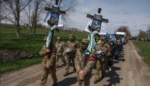 На Кіровоградщині попрощалися з братами-захисниками Олегом і Костянтином Залізняками, які загинули з різницею в один день