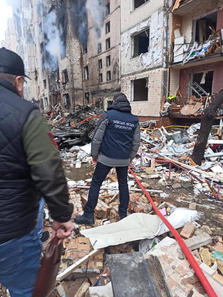 Наслідки масованого обстрілу Києва: 2 особи загинули, 49 постраждали (оновлено) 02