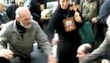 В центре Киева националисты напали на активистов "Русского блока": Слава нации – смерть врагам! + ВИДЕО.