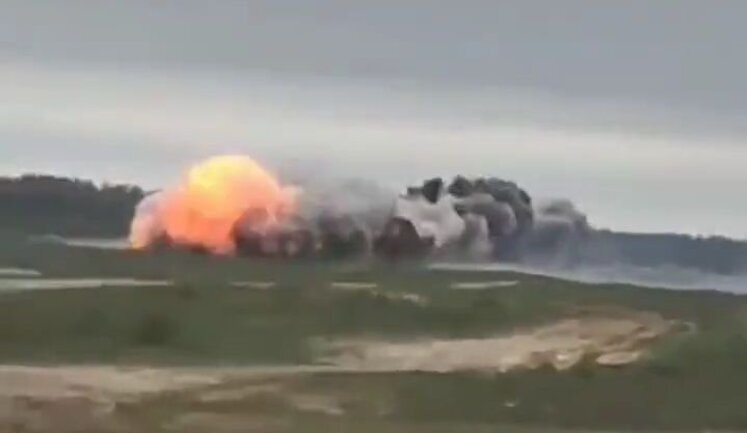 Боевая работа украинских экипажей американских установок дистанционного разминирования M58 MICLIC. ВИДЕО