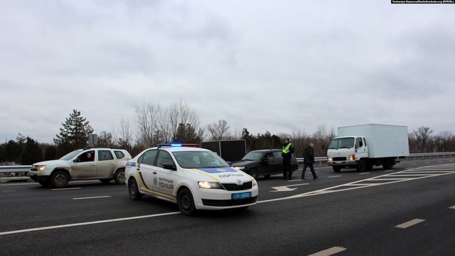 Жители Запорожской области протестуют против строительства каолинового карьера и блокируют трассу Харьков-Симферополь 03