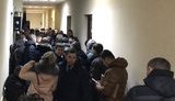 Правоохранители занимают в суде очередь с 6-00 утра, чтобы сдать на рассмотрение ходатайства про обыски и аресты, - Матиос. ФОТО