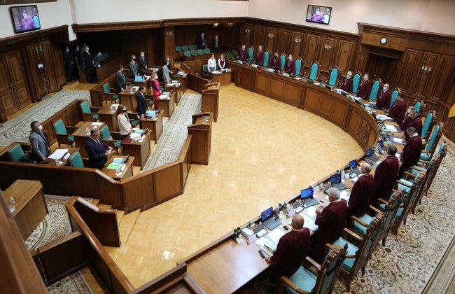 Непрезидентська вертикаль: скільки коштуватиме боротьба за звільнення Ситника 02