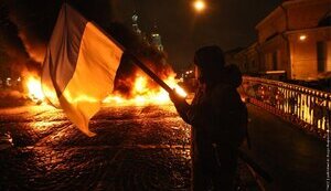 Країна народжена у вогні