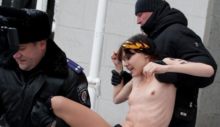 Naked Femen Activists Broke Through into Parliament. PHOTOS