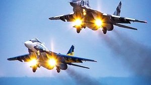 Порошенко поздравил штурманскую службу авиации ВВС ВСУ с профессиональным праздником