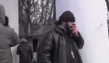 священник
