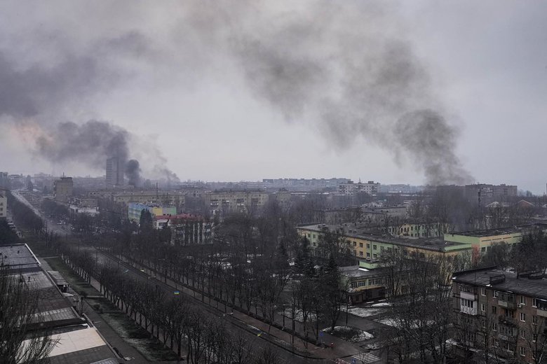 Оккупанты сбросили авиабомбы на детскую больницу в Мариуполе 03