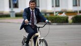 "Раз, два, Байден идет за тобой..."