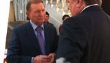 Кучма, несмотря на подписку о невыезде, оказался на территории США, а Ющенко выпил и сел за руль. ФОТОрепортаж