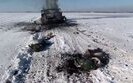 тела ликвидированных оккупантов вокруг уничтоженной буханки