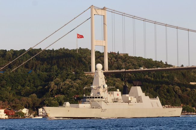Three NATO ships heading for Sea Breeze drills 03