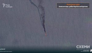 Burning tankers from Russia’s ’shadow fleet’ in Sea of Azov SATELLITE IMAGES