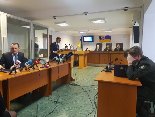 Суд над Януковичем: Адвокат Горошинський просить визнати неприпустимим ключовий доказ у справі. СТЕНОГРАМА ЗАСІДАННЯ 01