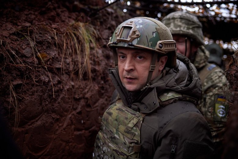 Zelenskyi visits front line in eastern Ukraine 11