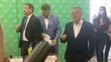 Главой избирательного штаба "Слуги народа" на Днепропетровщине стал депутат, обвинявшийся в избиении жены. ВИДЕО