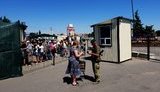 Украинские пограничники не пропустили через линию разграничения 282 человека из-за отсутствия документов. ИНФОГРАФИКА