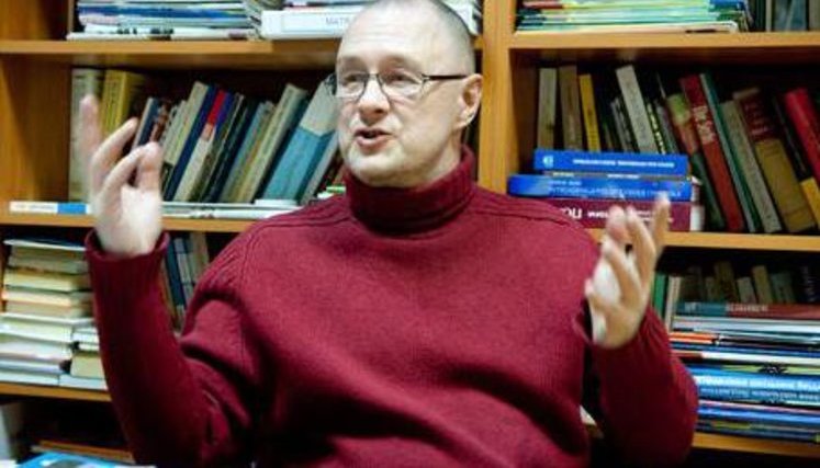 Историк Георгий Касьянов: Ленину и Бандере можно сделать один памятник. Менять только головы на резьбе