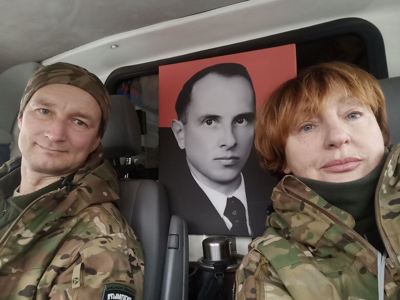 Російським полоненим допомагають, як нашим бійцям. Лише намагаєшся не думати, що це росіяни. Щоб не розстріляти чи не задушити, - парамедик Тетяна Скиртач, позивний Ромашка 08