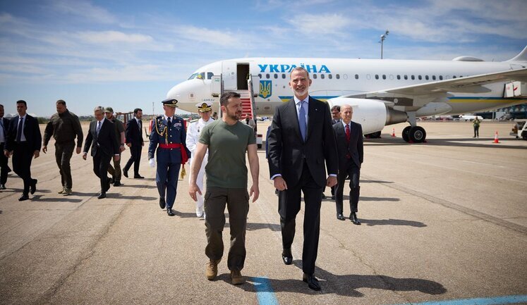 Zelenskyy arrives on an official visit to Spain. PHOTO