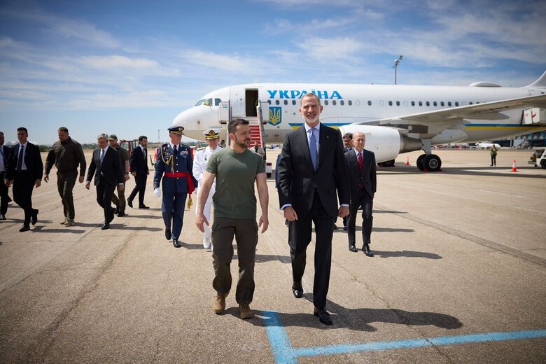 Зеленський прибув до Іспанії