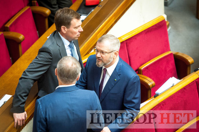 Нардепы от Оппоблока проигнорировали День вышиванки 07