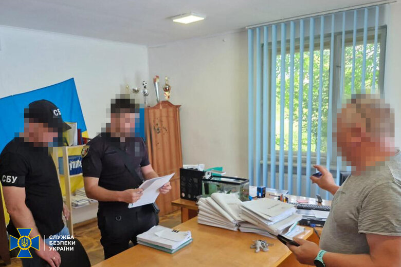 Задержаны еще 14 организаторов схем для уклонистов
