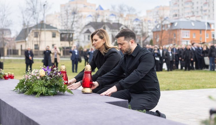 Зеленський у роковини трагедії в Бучі: Весь світ побачив, який жах несе Росія. ФОТОрепортаж