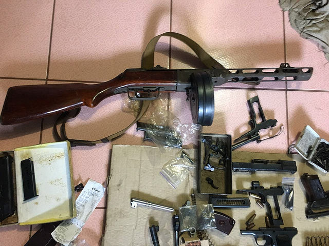 Подпольные оружейники задержаны в Харькове и Сумах 06 Подпольные оружейники задержаны в Харькове и Сумах 06